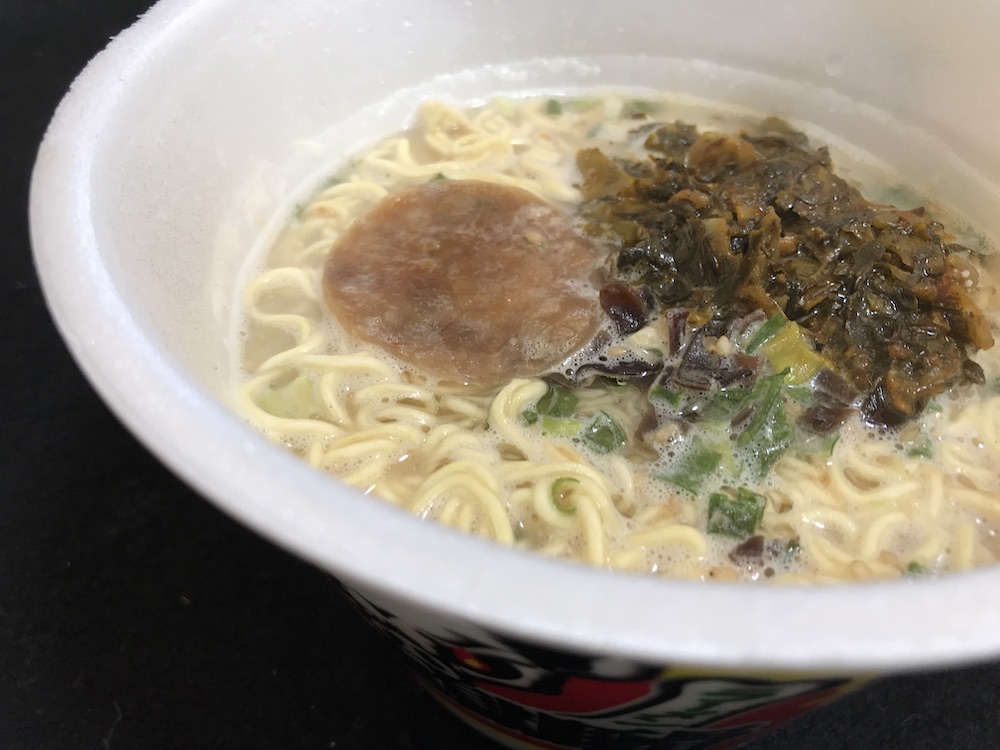 サンポー九州地獄豚骨ラーメン　出来上がり