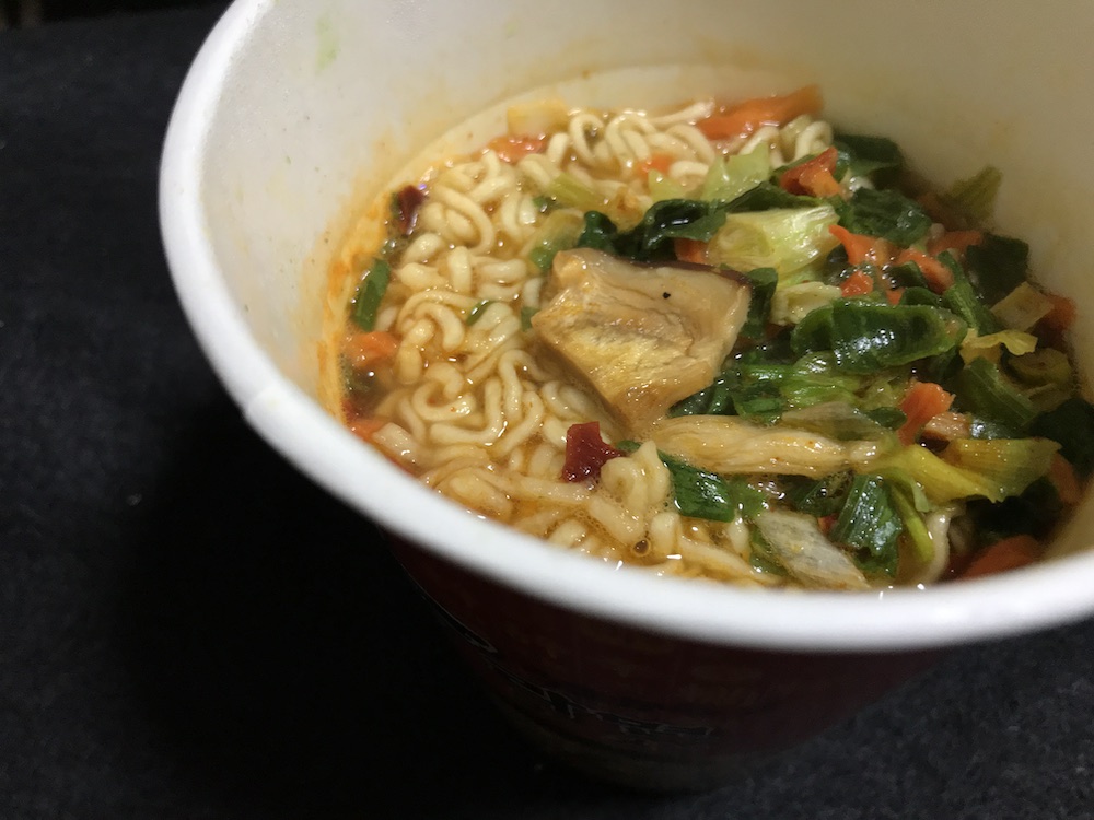 辛ラーメンカップ　出来上がり