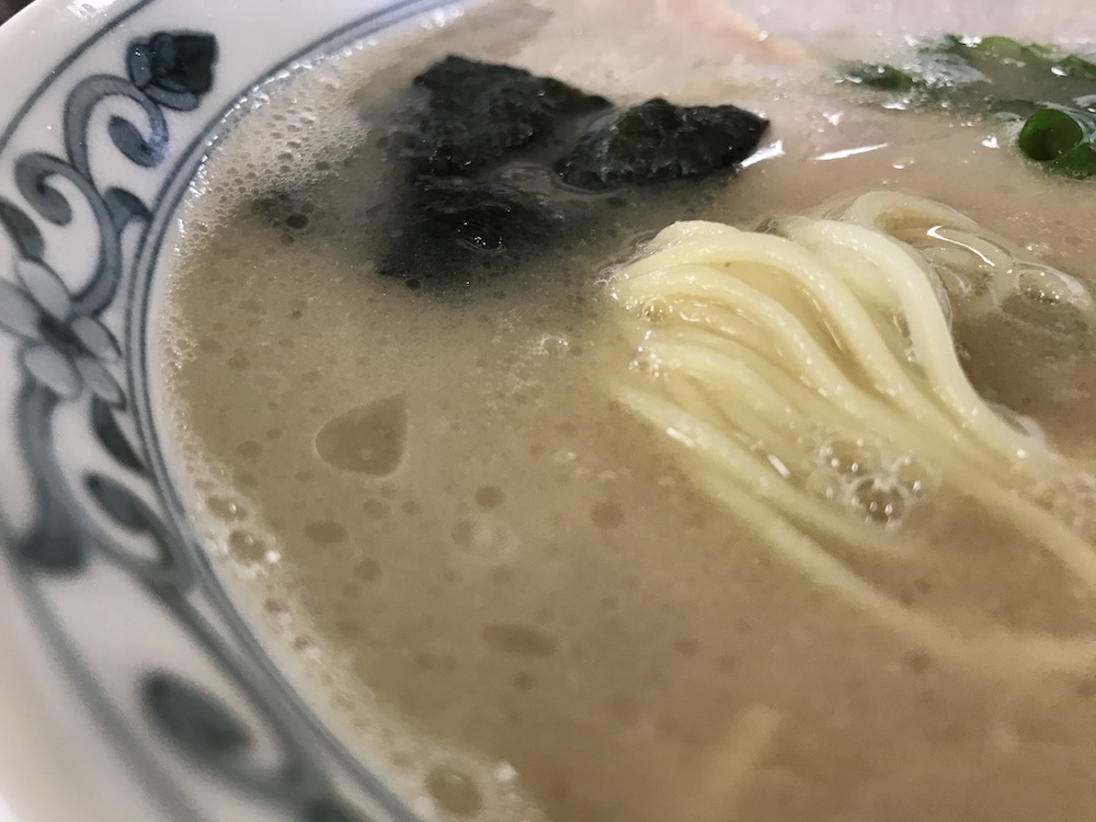 幸陽閣 ラーメン 麺