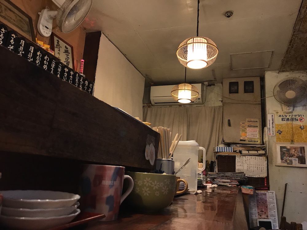 松原うどん 店内 2021