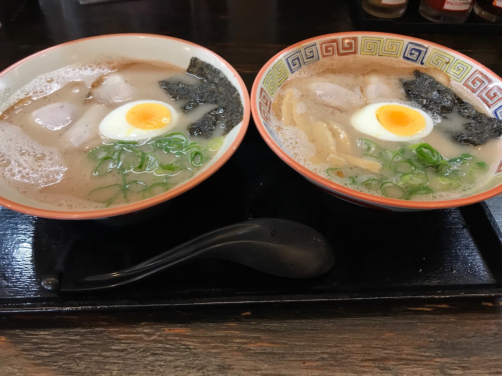 大砲ラーメン吉野ヶ里店　食べくらべセット
