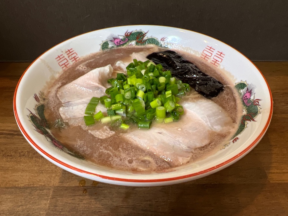 麺屋ぷいぷい　ラーメン　630円