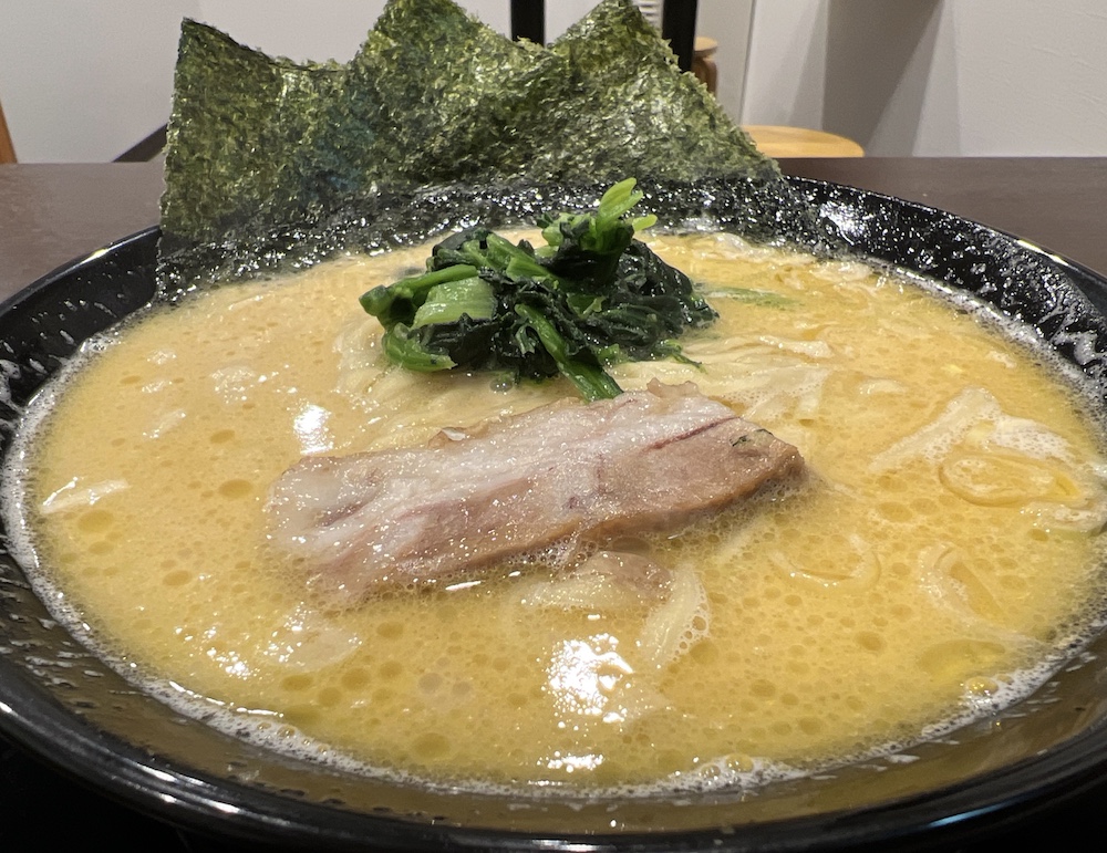 龍馬家大財店　ラーメン　700円