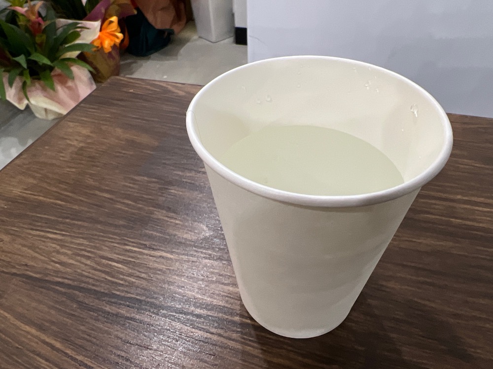 夢を語れ鳥栖総本店 お冷や