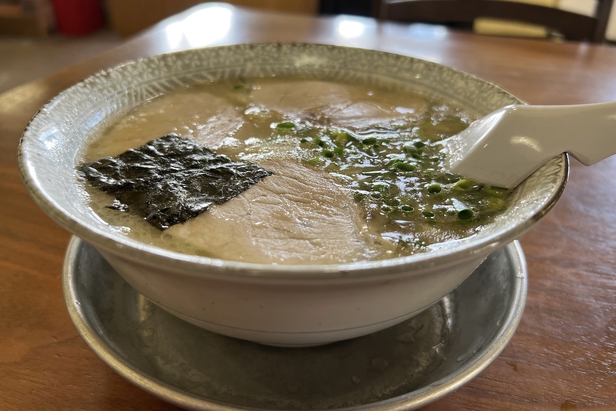 幸陽閣　ようやく・・・ラーメン　630円