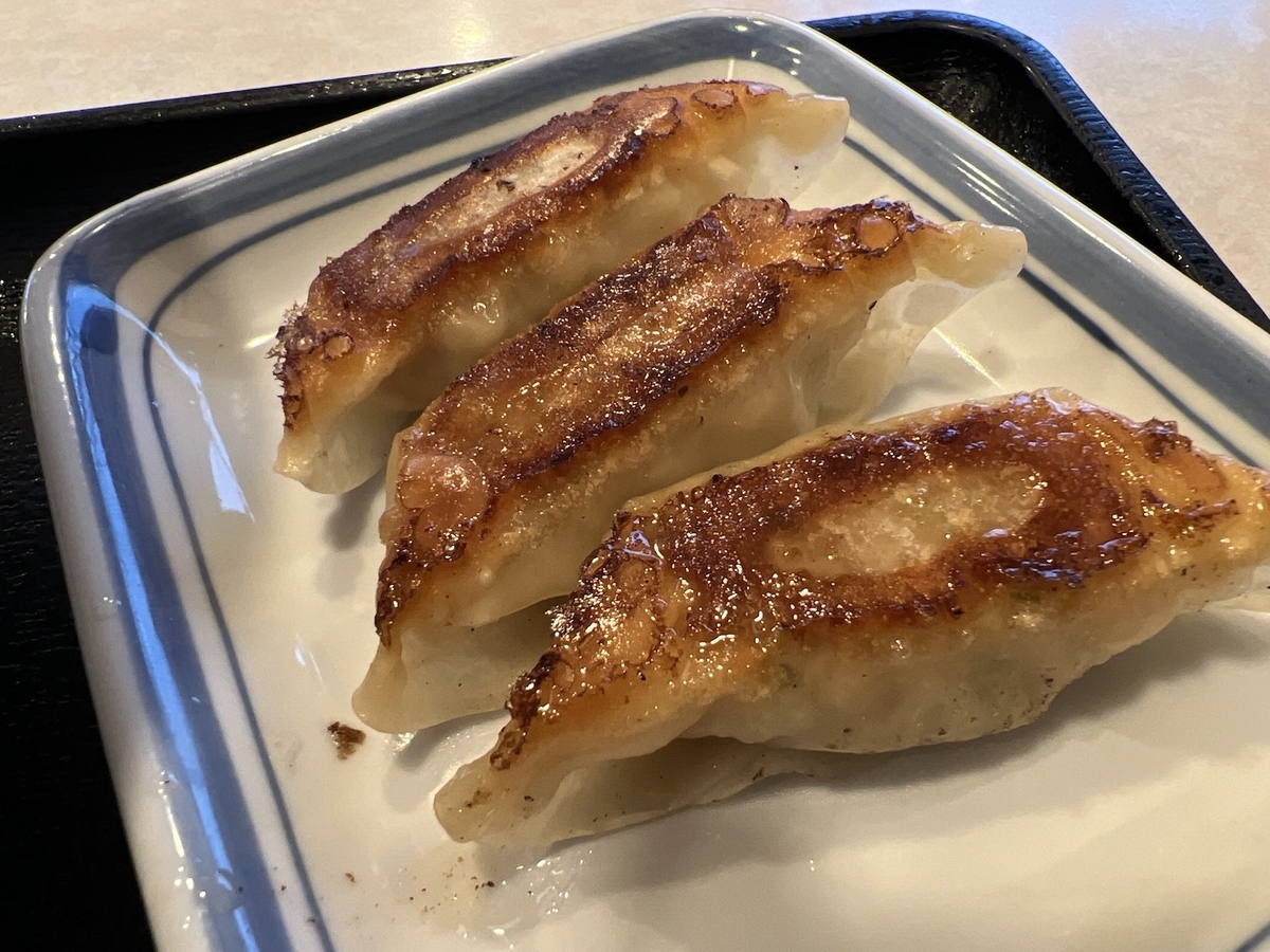 リンガーハット　ぎょうざ　3個