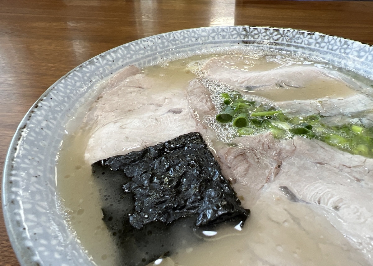 幸陽閣　ラーメン　650円　時代に合わせたプラッシュアップ