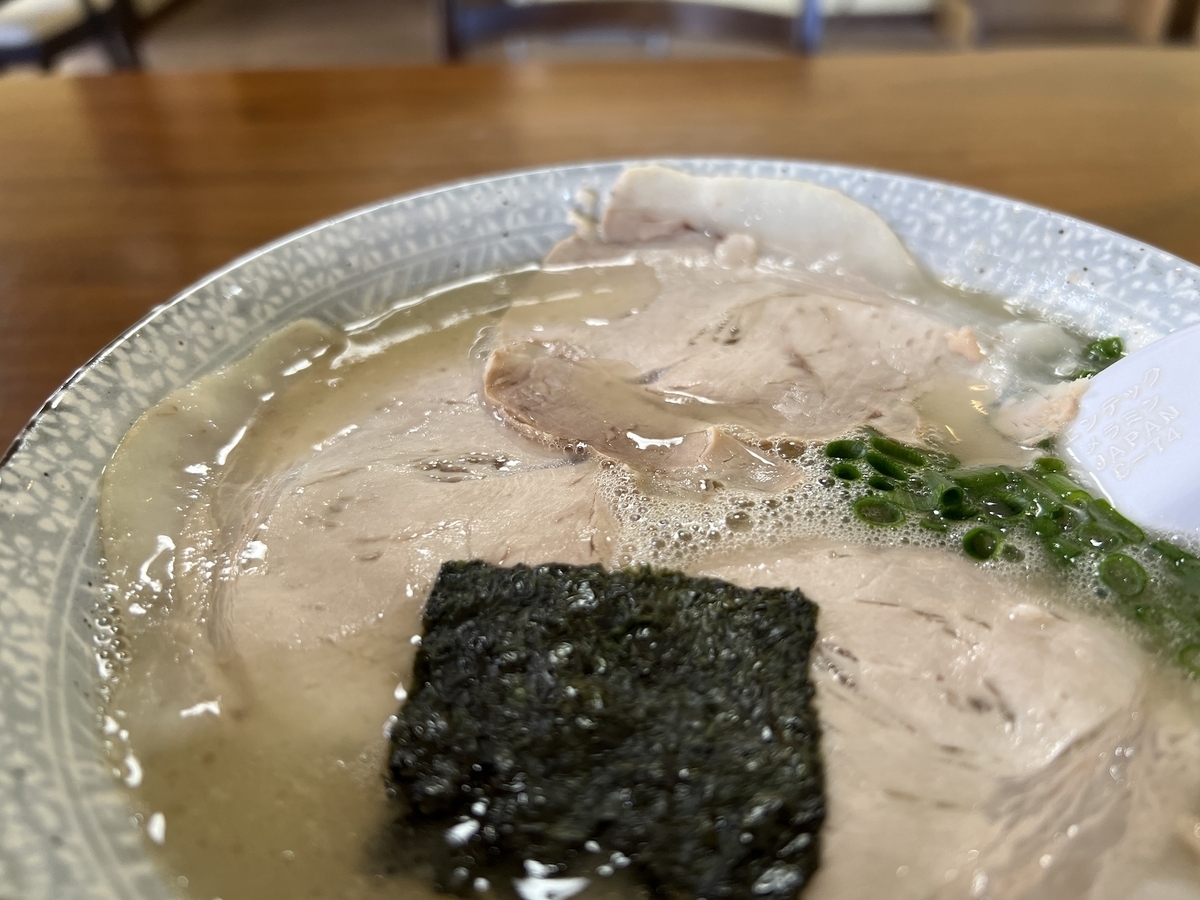 幸陽閣　ラーメン　650円