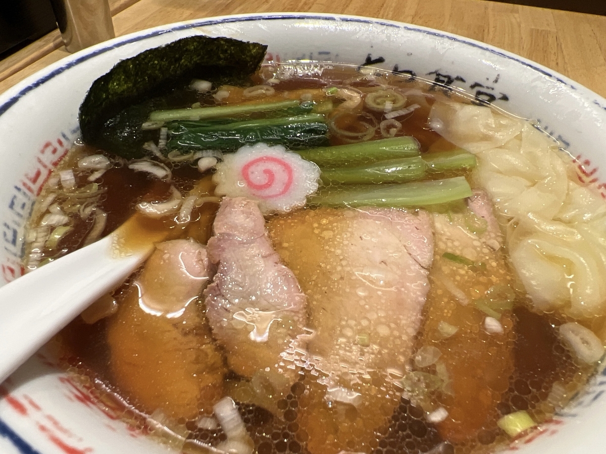 とら食堂福岡分店　中華そばワンタン麺