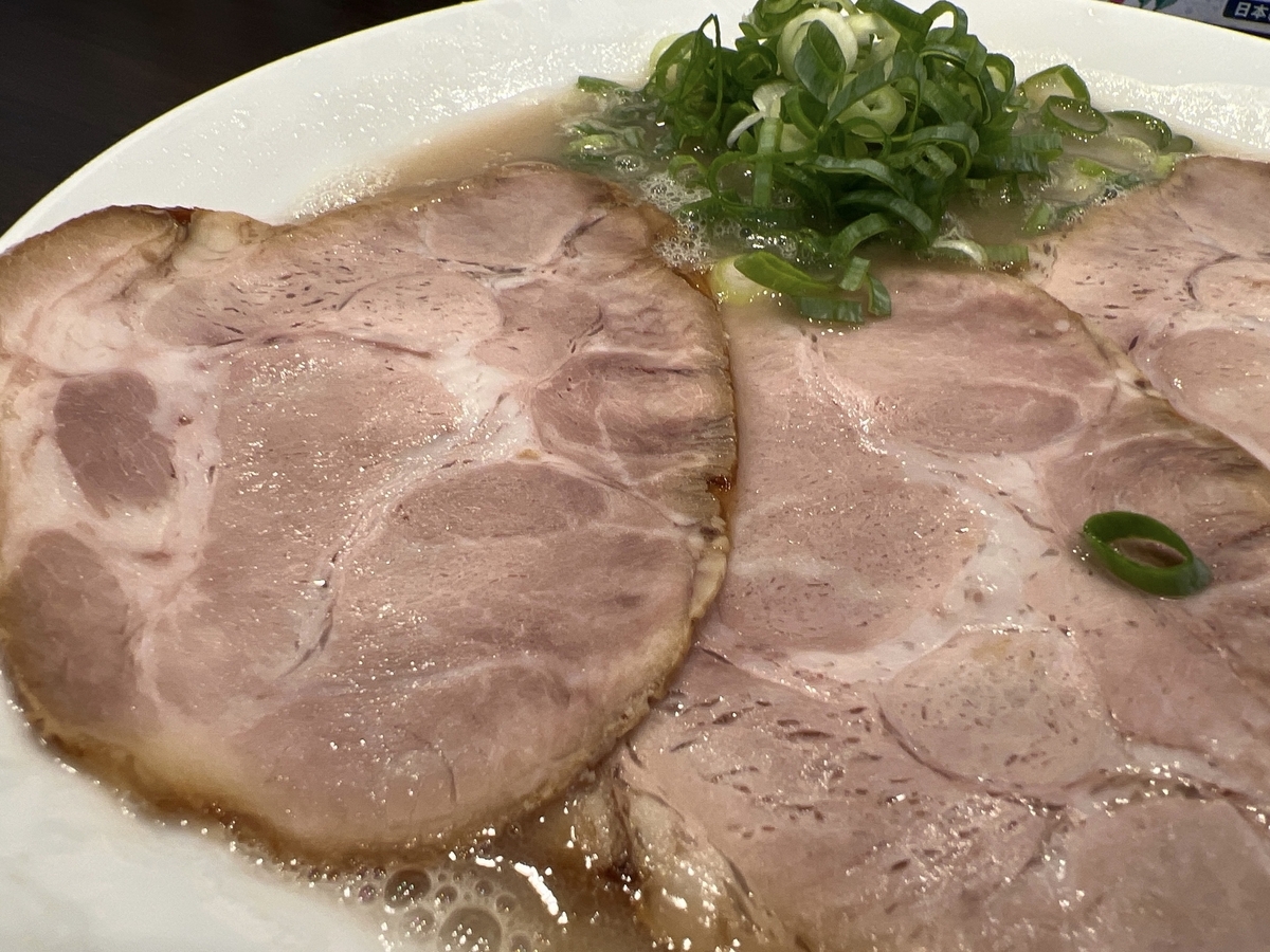 らーめんまるい　らーめん　チャーシュー