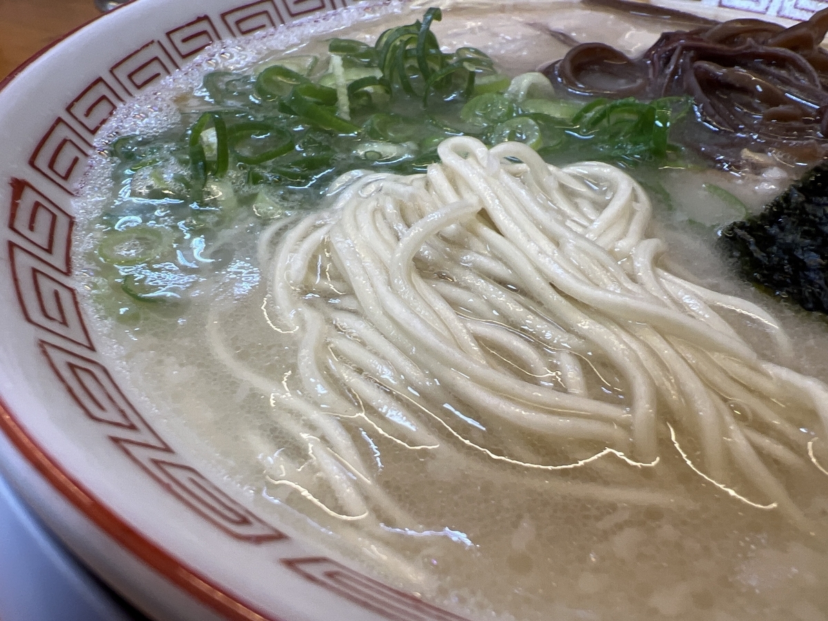 盛多や　ラーメン　麺