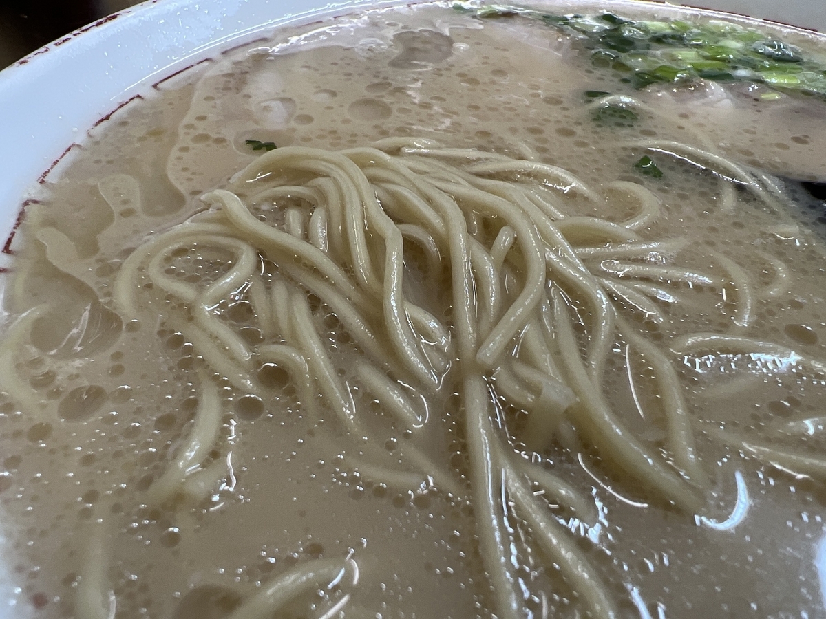 大峰ラーメン　ラーメン　麺