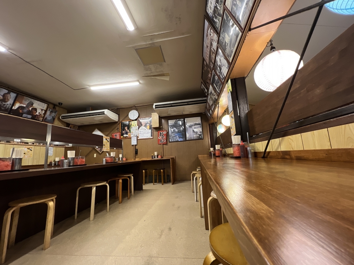 久留米　丸星ラーメン　15:30頃の店内