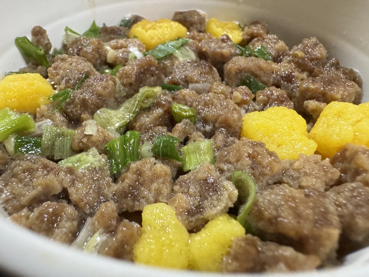 カップヌードル 謎肉まみれ 謎肉