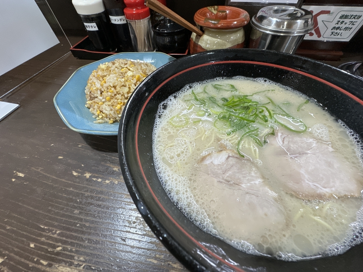 久留米ラーメン　金ちゃん　チャーハン定食