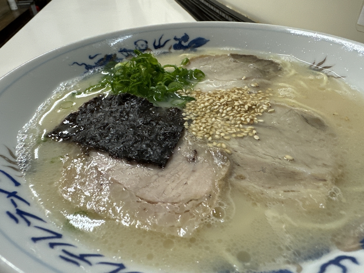 テルテルラーメン　完璧なさがラーメン　ラーメン