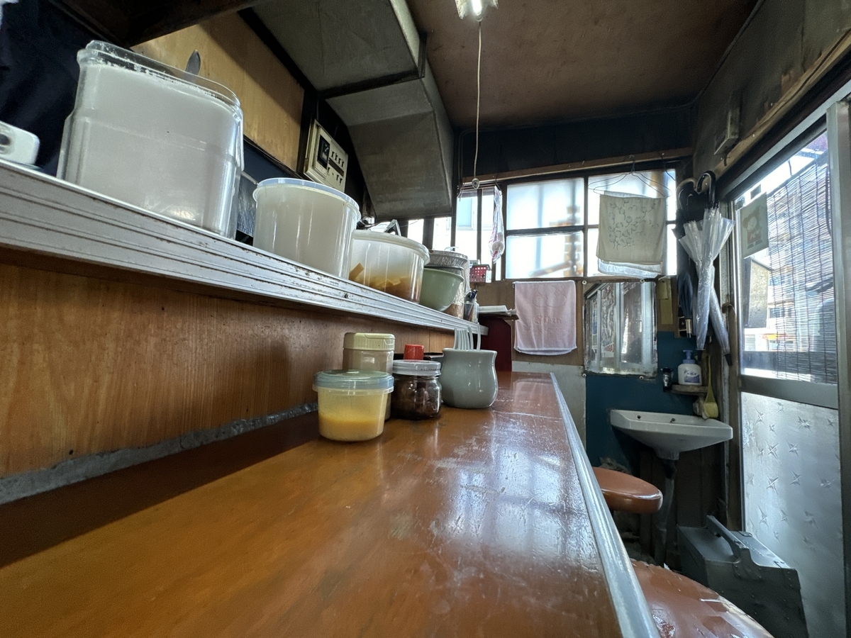 鹿児島市 ラーメン専門 ほんや 店内