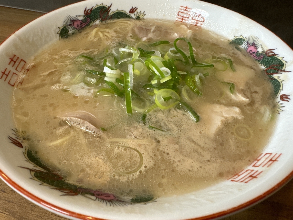日曜の麺屋ぷいぷい　ラーメン