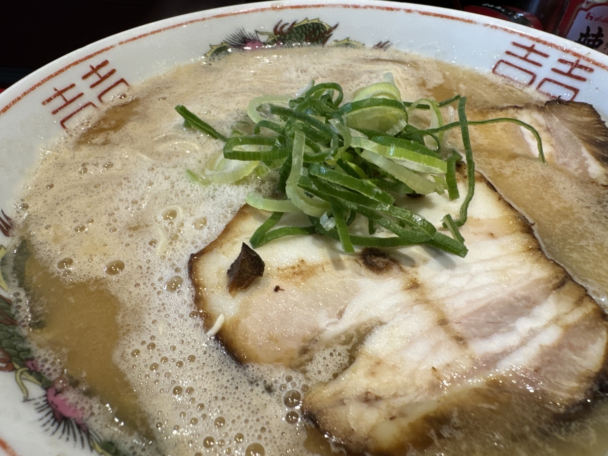 博多大砲ラーメン新宮店　ラーメン