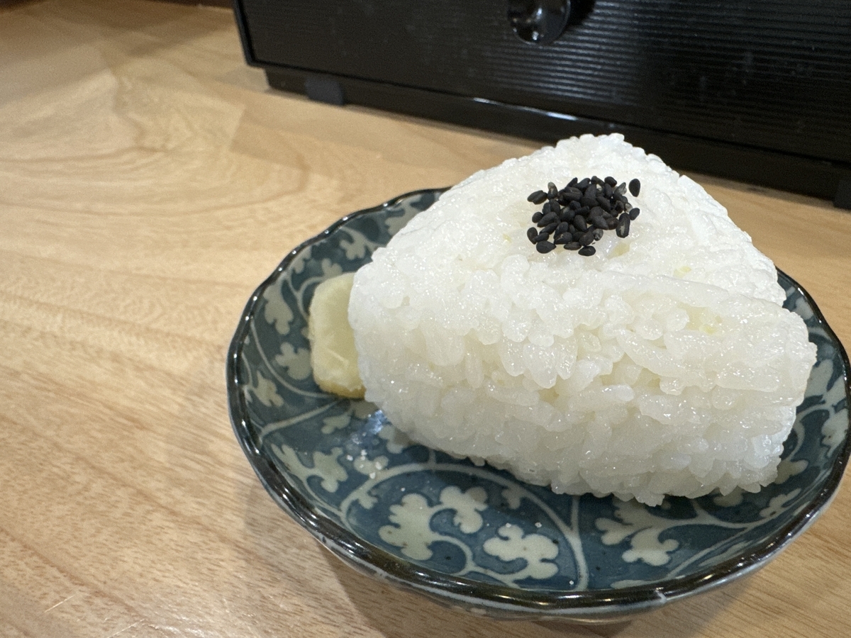 八女市　三福ラーメン　11:00までおにぎりサービス