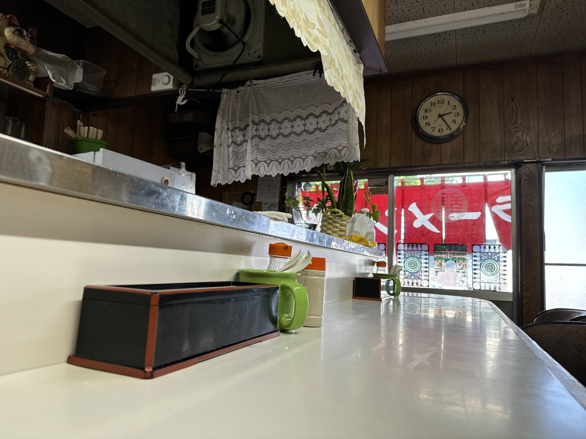唐津市　ラーメン一番　店内
