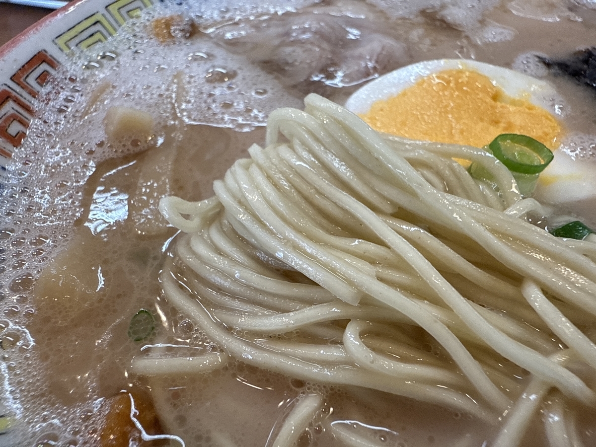 大砲ラーメン長門石店　昔ラーメン　麺
