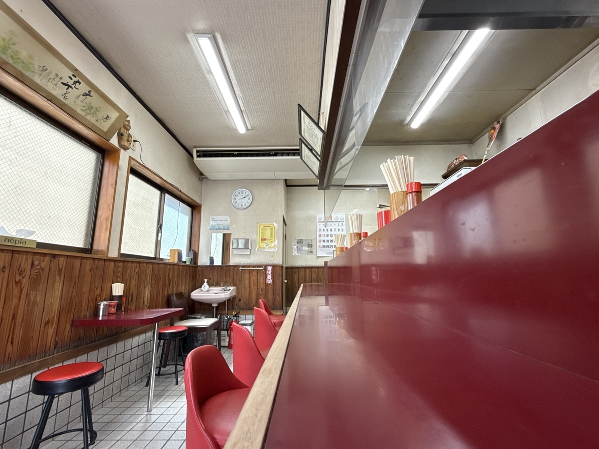 東洋軒　店内