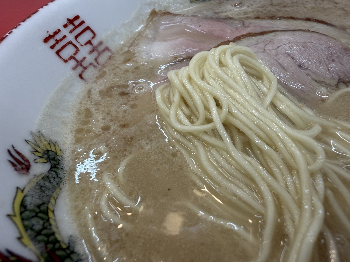 しょうちゃんラーメン　ラーメン　麺