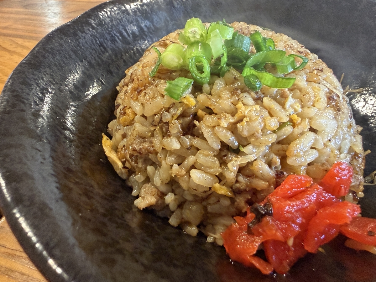 麺屋龍道　新郷本町　半チャーハン