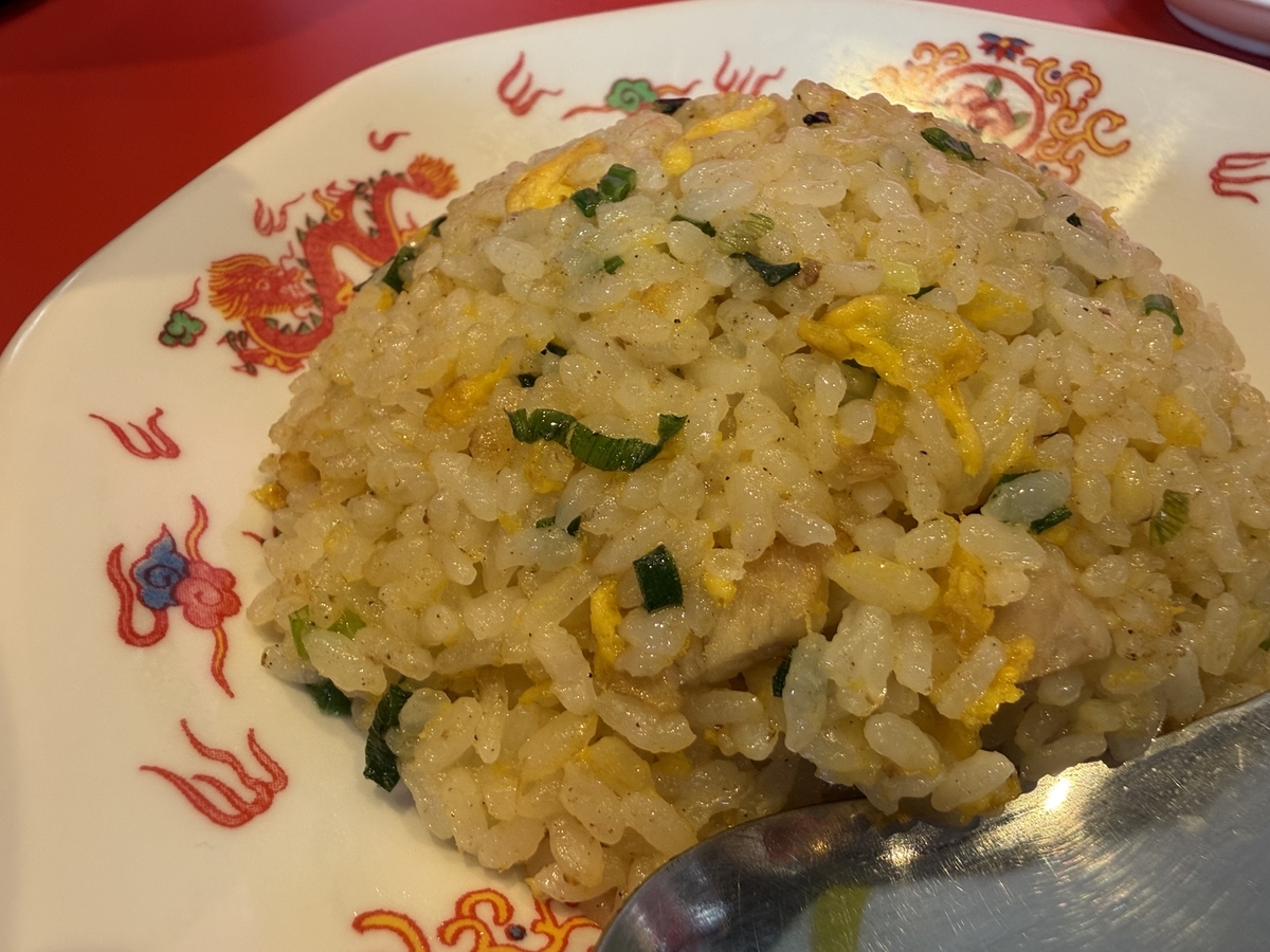 らぁめん食堂　からもり　半チャーハン