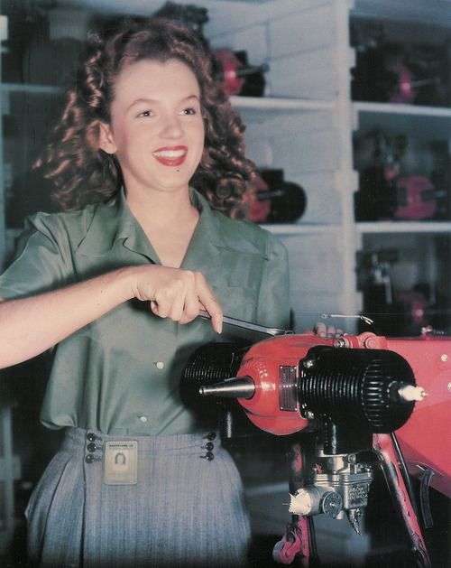 Marilyn Monroe6:plain