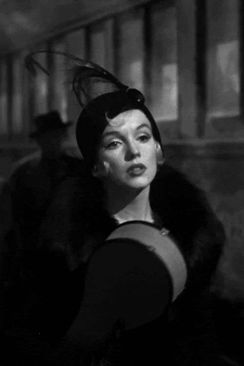 marilyn monroe some like it hot3:plain