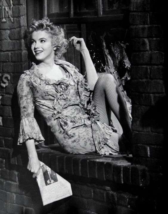 marilynmonroe Bus stop1:plain