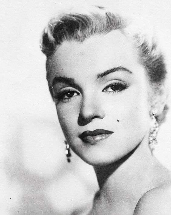 Marilyn Monroe all about eve1950:plain
