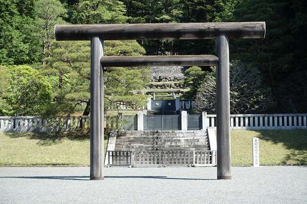 武蔵陵墓地（多摩御陵）