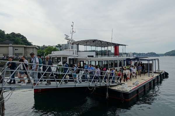 横須賀軍港めぐり