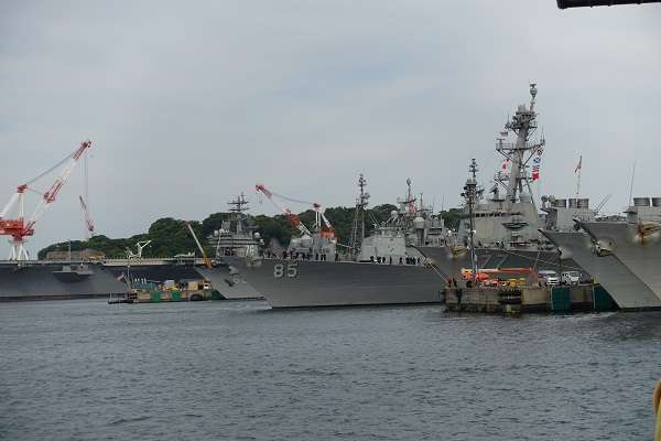 横須賀軍港めぐり