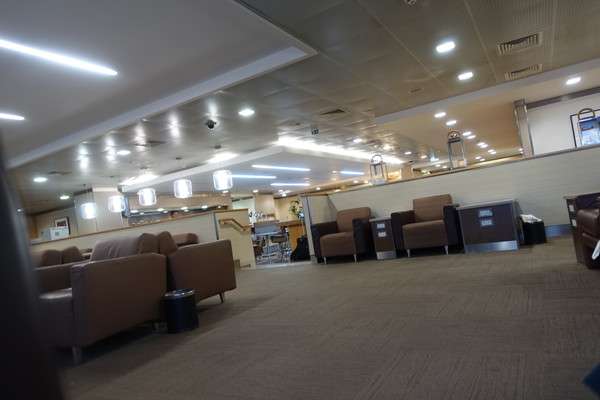 heathrow-firstclass-lounge