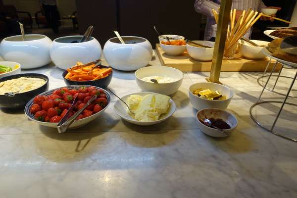 heathrow-firstclass-lounge
