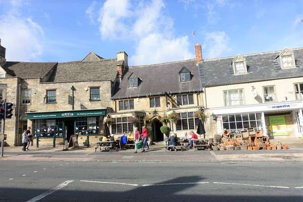 9ｲｷﾞﾘｽ・ｺｯﾂｳｫﾙｽ