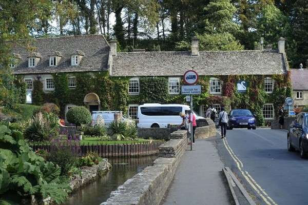 33ｲｷﾞﾘｽ・ｺｯﾂｳｫﾙｽ