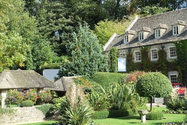 34ｲｷﾞﾘｽ・ｺｯﾂｳｫﾙｽ