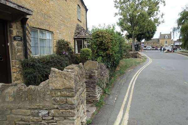 51ｲｷﾞﾘｽ・ｺｯﾂｳｫﾙｽ