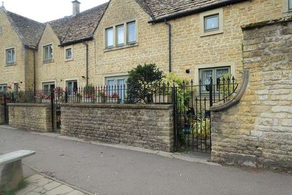 62ｲｷﾞﾘｽ・ｺｯﾂｳｫﾙｽ