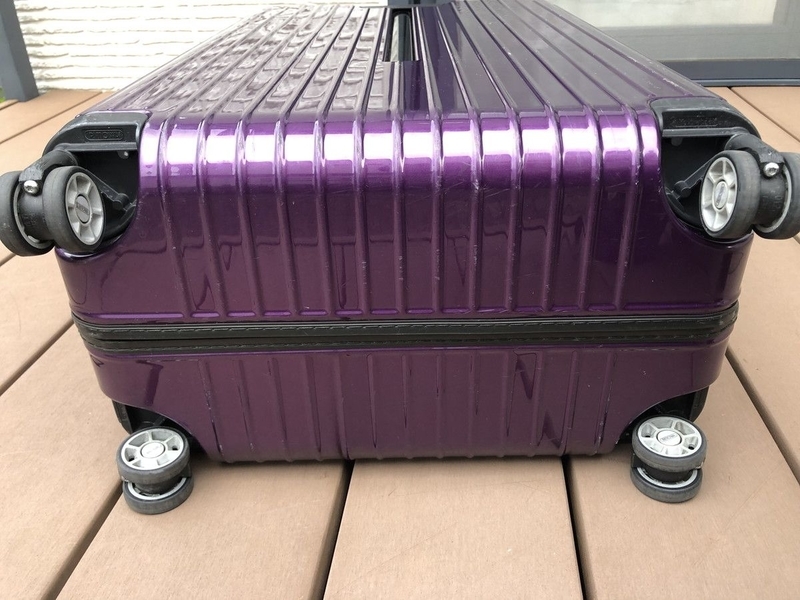 rimowa-suitcase-salsa