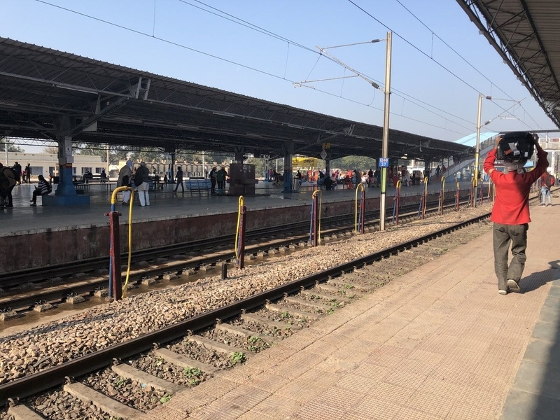 Agra-Varanasi Train