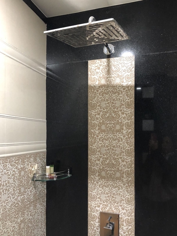 Hotel Costa Reviera, Varanasi