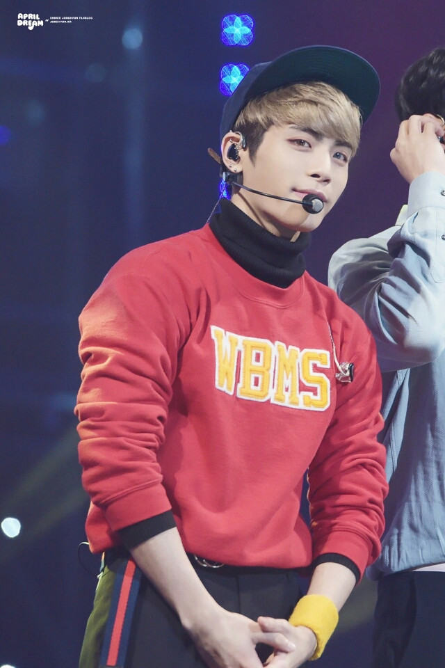 レア SHINee in BARCELONA 太陽の子供達、ある素敵な日 セット SHINee in Barcelona: Children of the Sun | SHINee Wiki | Fandom