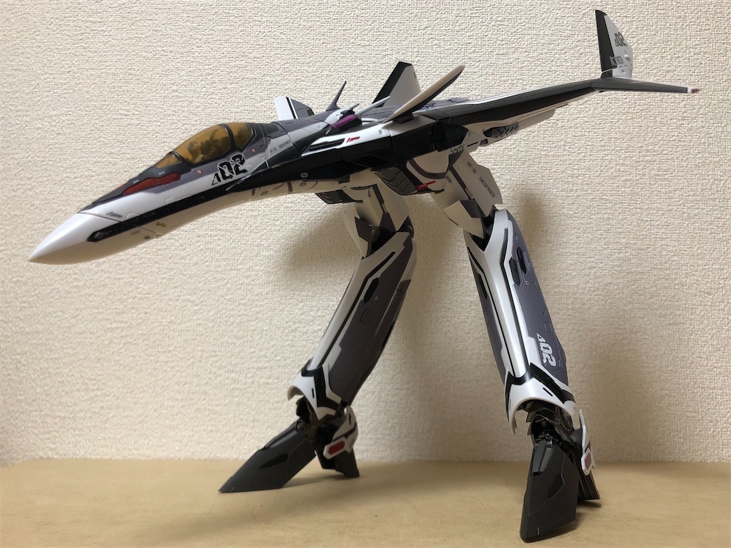 【美品】DX超合金 劇場版マクロスデルタ VF-31F ジークフリード DX超合金 劇場版VF-31F ジークフリード（メッサー・イーレ