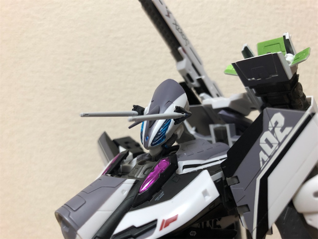 劇場版公開記念】DX超合金 VF-31Fジークフリード(激情版仕様) レビュー